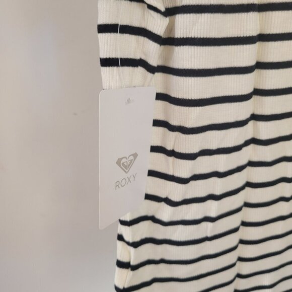 𝅺Roxy Ribbed Striped Boxy Tee Size Medium NWT - Picture 6 of 7